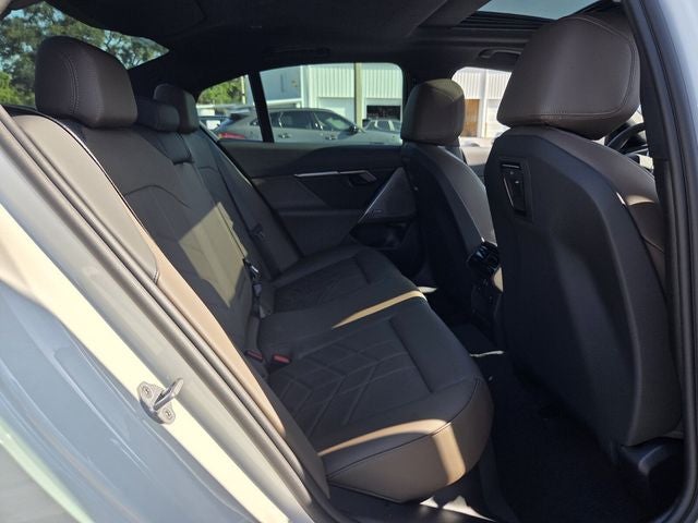 2027 BMW 530i 530i