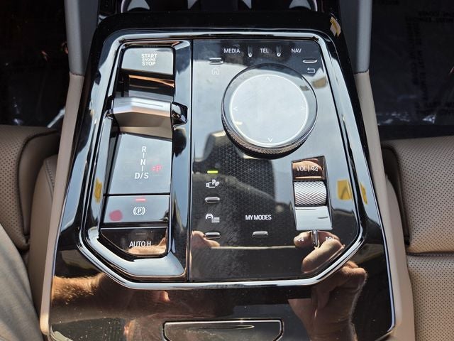 2027 BMW 530i 530i