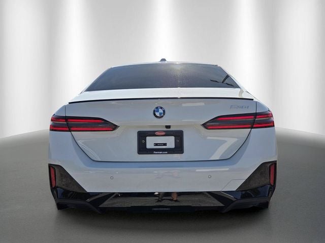 2027 BMW 530i 530i