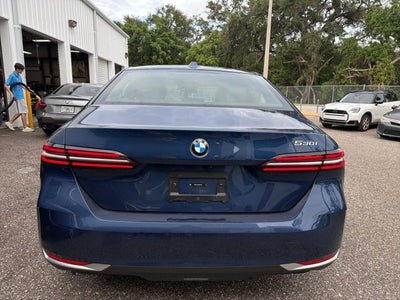 2024 BMW 5 Series 530i