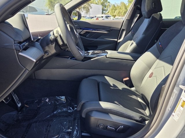 2027 BMW 530i 530i