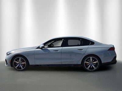 2027 BMW 530i 530i