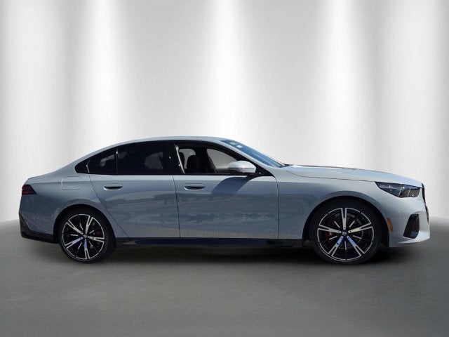 2027 BMW 530i 530i