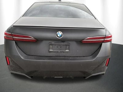 2024 BMW 5 Series 530i