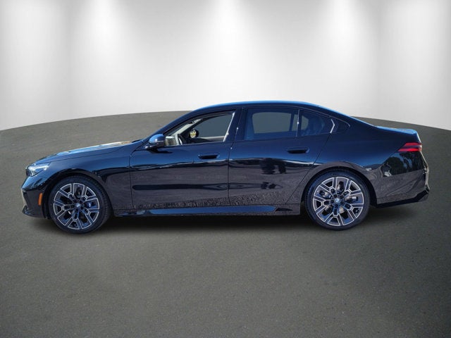 2026 BMW 530i 530i