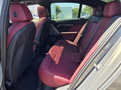 2027 BMW 530i 530i