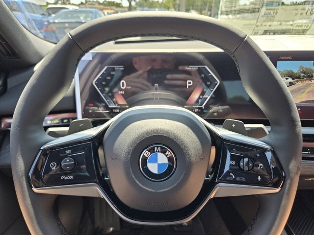 2027 BMW 530i 530i