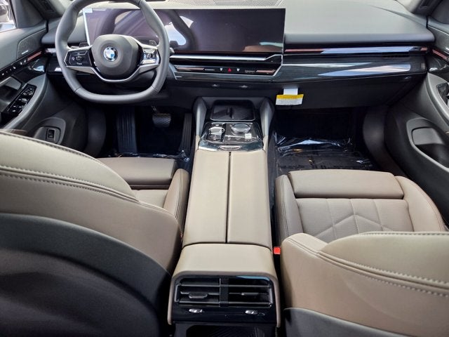2026 BMW 530i 530i