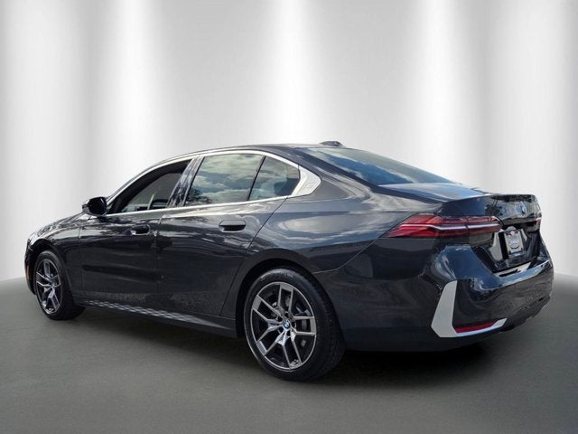 2026 BMW 530i 530i