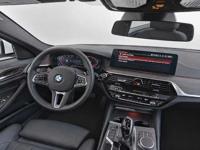 2023 BMW 5 Series 530i