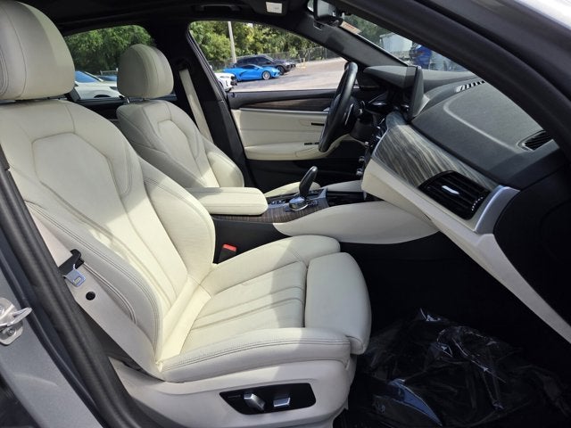 2023 BMW 530i 530i