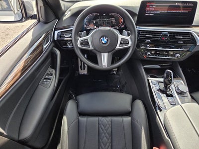 2023 BMW 540i 540i