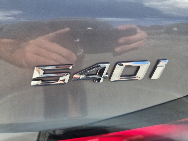 2023 BMW 540i 540i