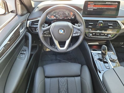2023 BMW 540i 540i