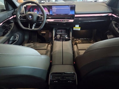 2027 BMW 530i 530i xDrive
