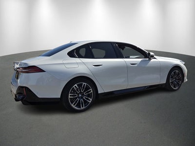 2026 BMW 530i 530i xDrive