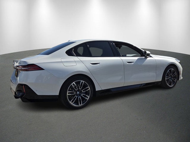 2026 BMW 530i 530i xDrive