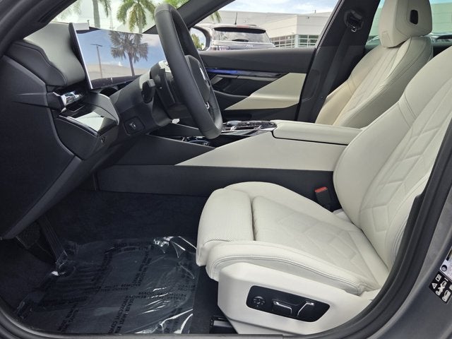 2027 BMW 530i 530i xDrive