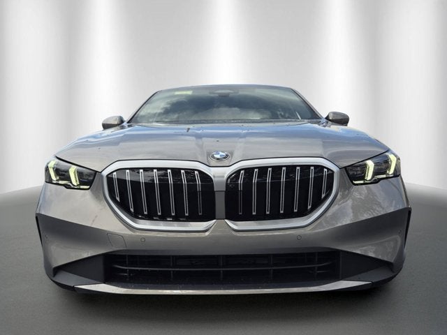 2027 BMW 530i 530i xDrive
