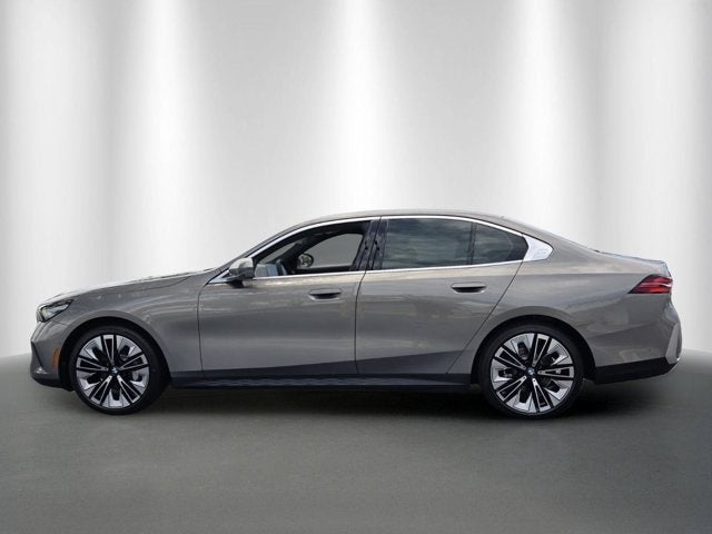 2027 BMW 530i 530i xDrive