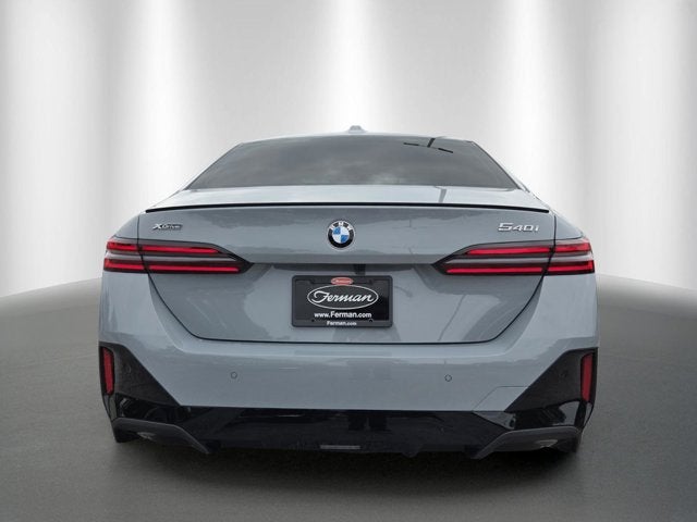 2027 BMW 540i 540i xDrive