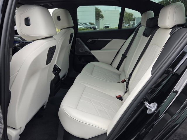 2027 BMW 540i 540i xDrive
