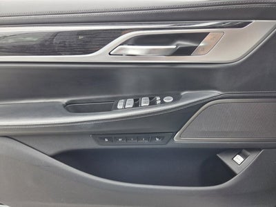 2019 BMW 750i 750i