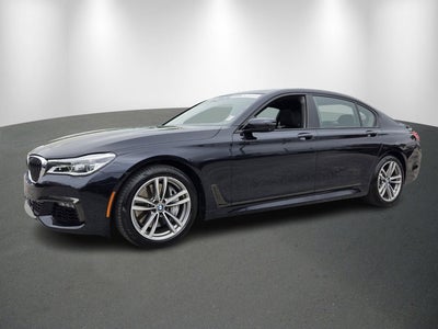 2019 BMW 750i 750i
