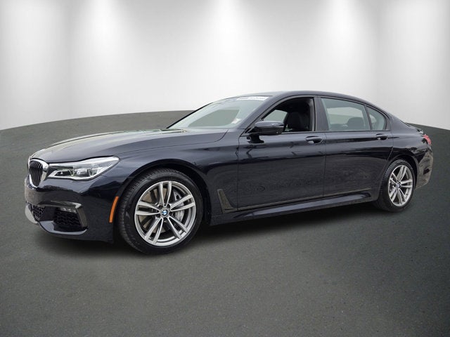 2019 BMW 750i 750i