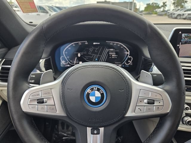 2022 BMW 7 Series 745e xDrive