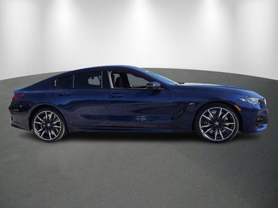 2026 BMW 850i M850i