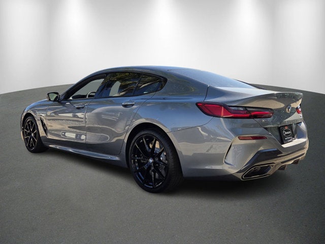 2026 BMW 850i M850i