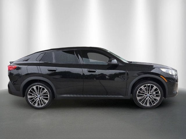 2027 BMW X2 xDrive28i