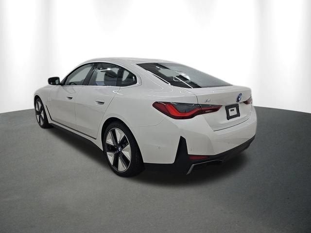2025 BMW i4 eDrive40