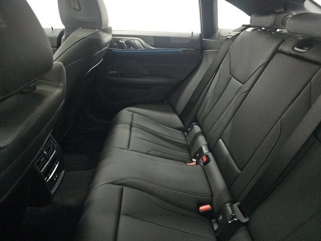 2025 BMW i4 eDrive40