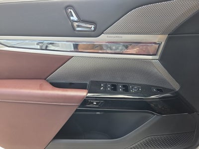 2025 BMW i7 xDrive60 xDrive60