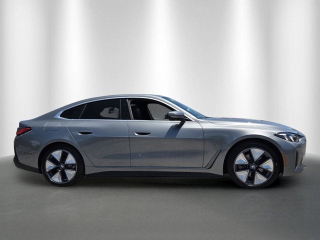 2026 BMW i4 eDrive40