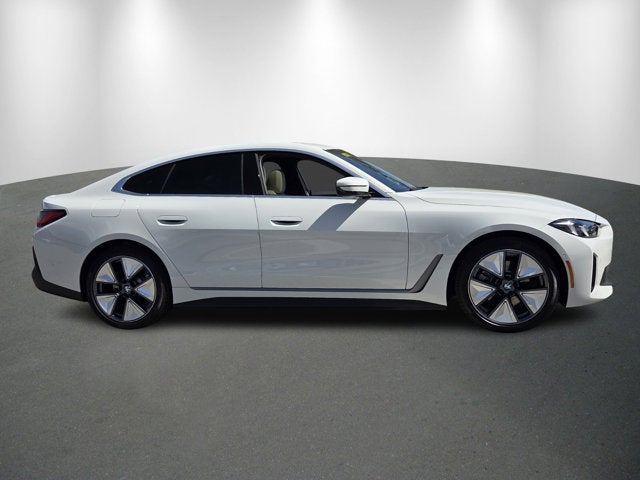 2026 BMW i4 eDrive40