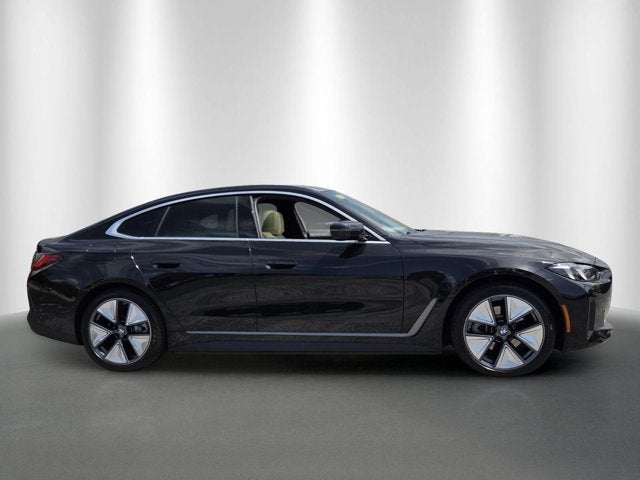 2026 BMW i4 eDrive40