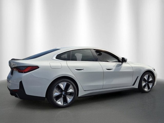 2026 BMW i4 eDrive40