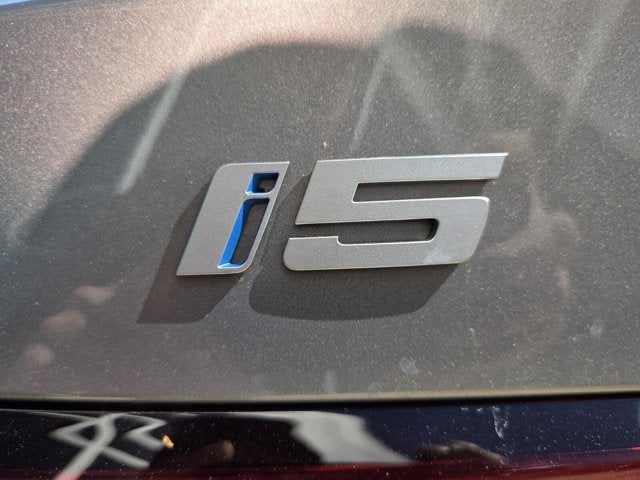 2026 BMW i5 eDrive40