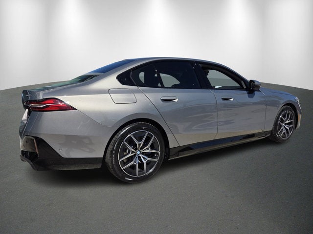 2026 BMW i5 eDrive40