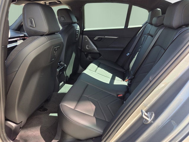 2026 BMW i5 eDrive40