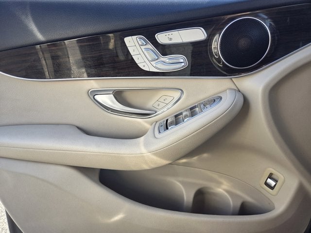 2020 Mercedes-Benz GLC GLC 300