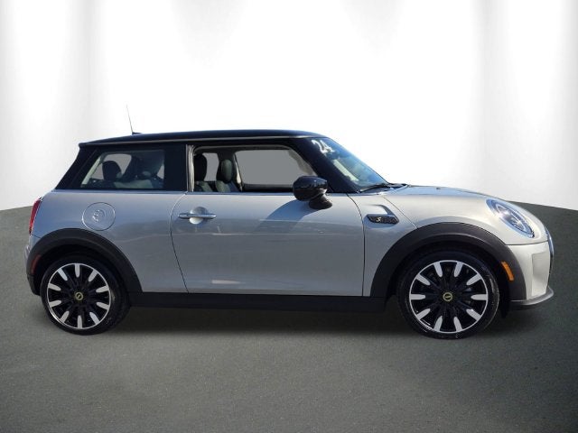 2024 MINI Cooper SE Electric Signature