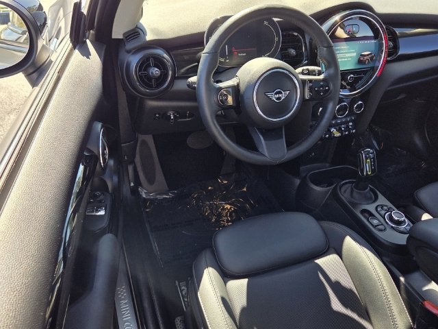2024 MINI Cooper SE Electric Signature