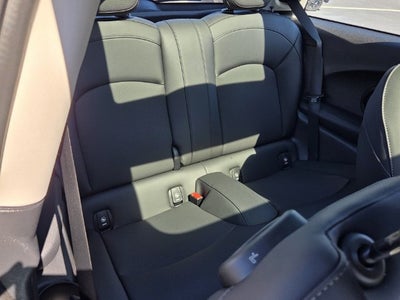 2024 MINI Cooper SE Electric Signature