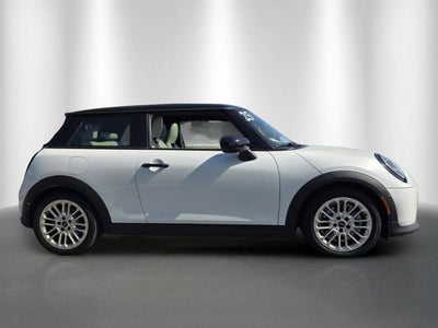 2025 MINI Hardtop 2 Door Signature Plus