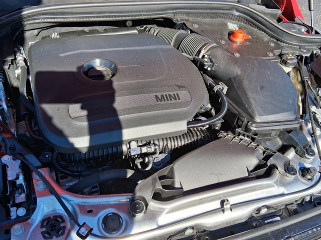 2025 MINI Hardtop 2 Door Iconic