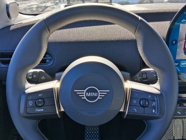 2025 MINI Hardtop 2 Door Iconic